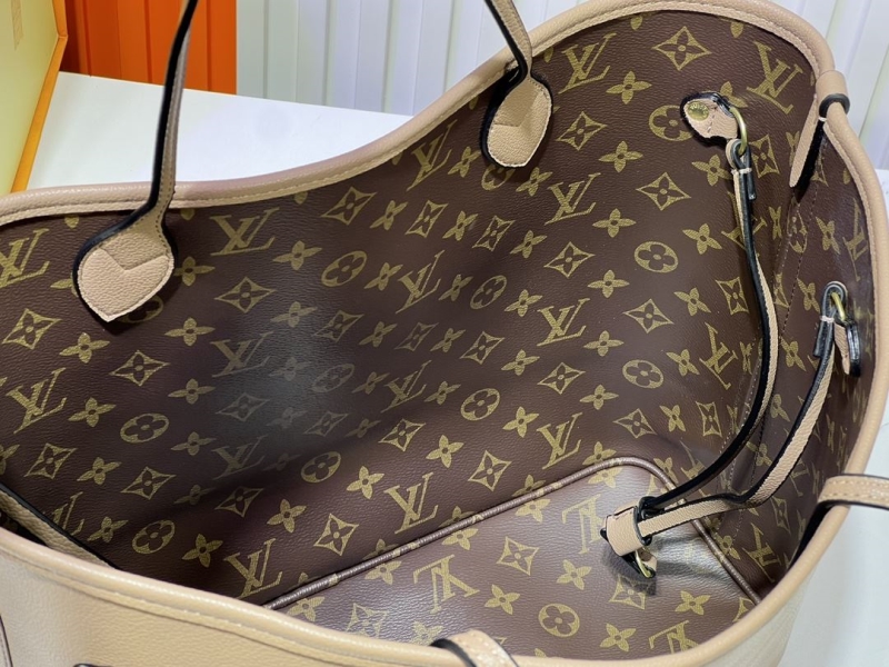 LV Shopping Bags